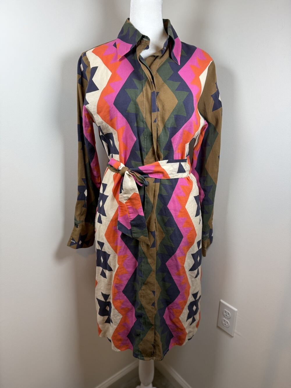 Vilagallo Navajo Dress Women Sz 40 M Button Front Belted Geometric Colorful